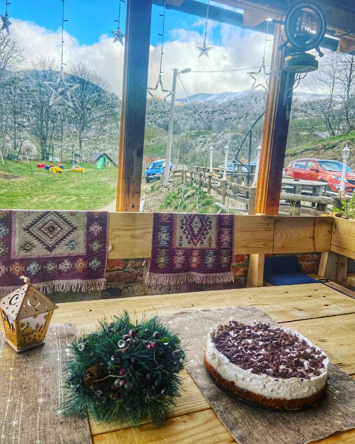 Konak Umoljani Exterior foto